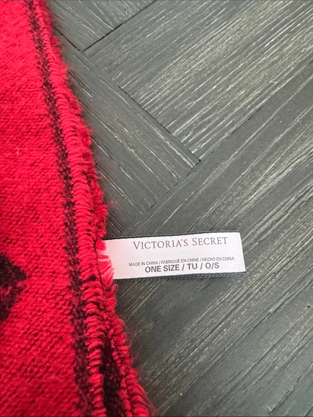 Victoria’s Secret Lip Print Throw Blanket | Red Black Fringe Cozy Plush Throw